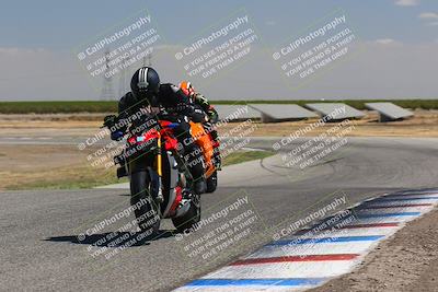 media/Sep-04-2023-Lets Ride (Mon) [[34443f911e]]/B Group/1220pm (Wheelie Bump)/